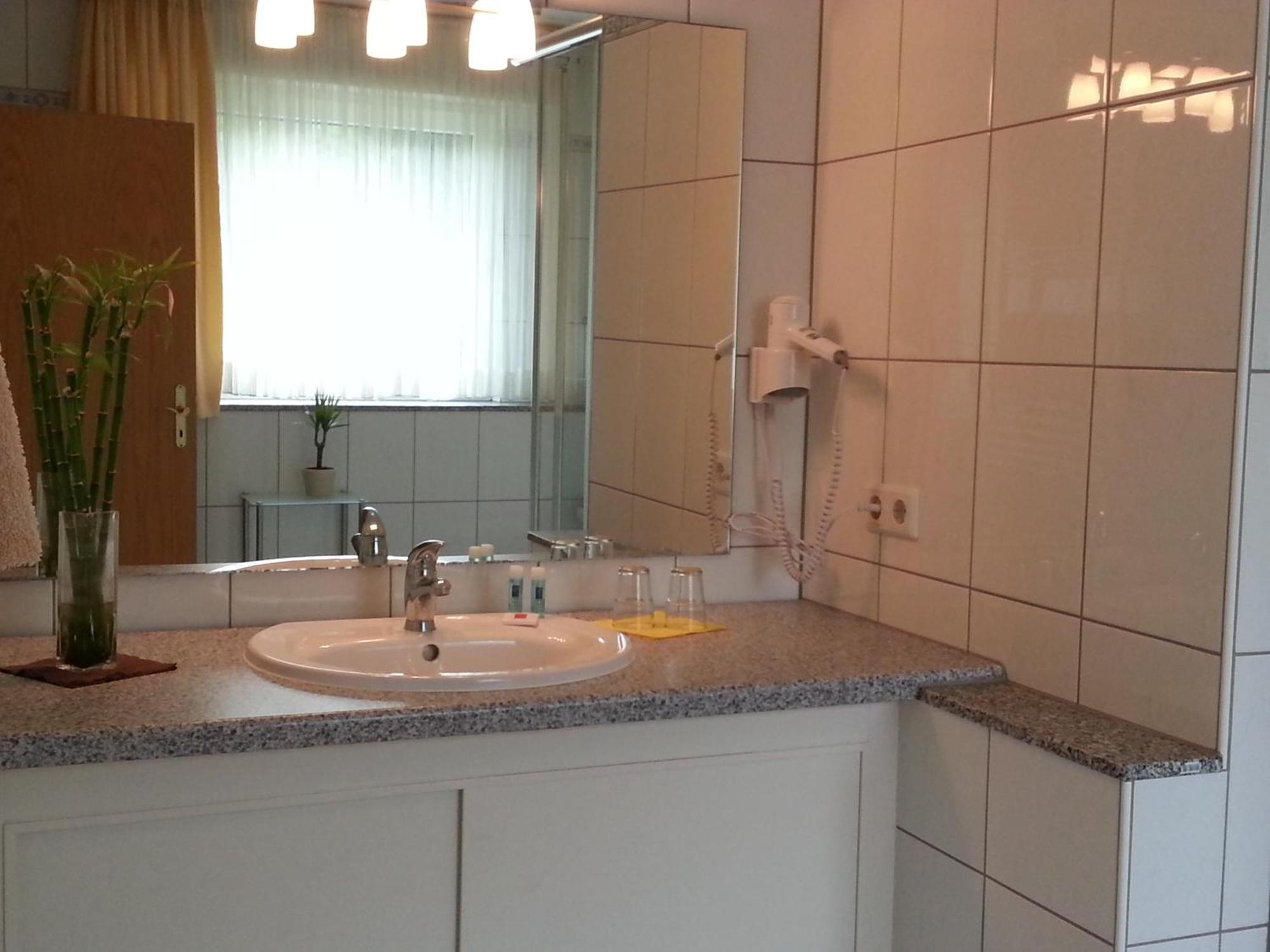 Apartmenthaus Sonnen Düsseldorf Quarto foto